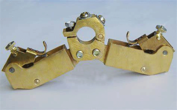 什么是電機(jī)刷架(碳刷架)_刷架有什么作用？——西安西瑪電機(jī)