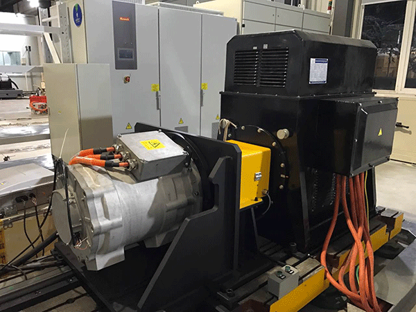 西瑪電機速度的檢測是如何通過增加一個輔助裝置來完成的。