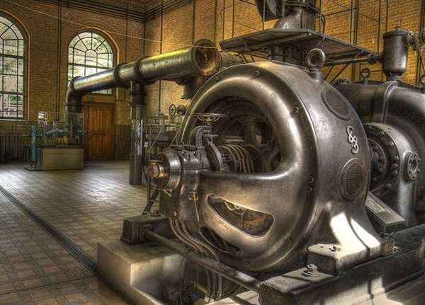 直流電機(jī)和交流電機(jī)的感應(yīng)電樞原理。